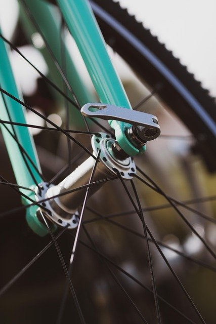 Roues gravel : performances exceptionnelles pour vos expéditions